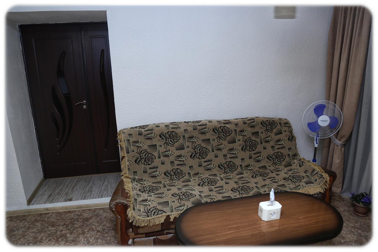 Lucy B&B Goris Exteriör bild